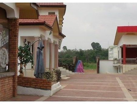 True Vine Hotel Kumasi Dış mekan fotoğraf